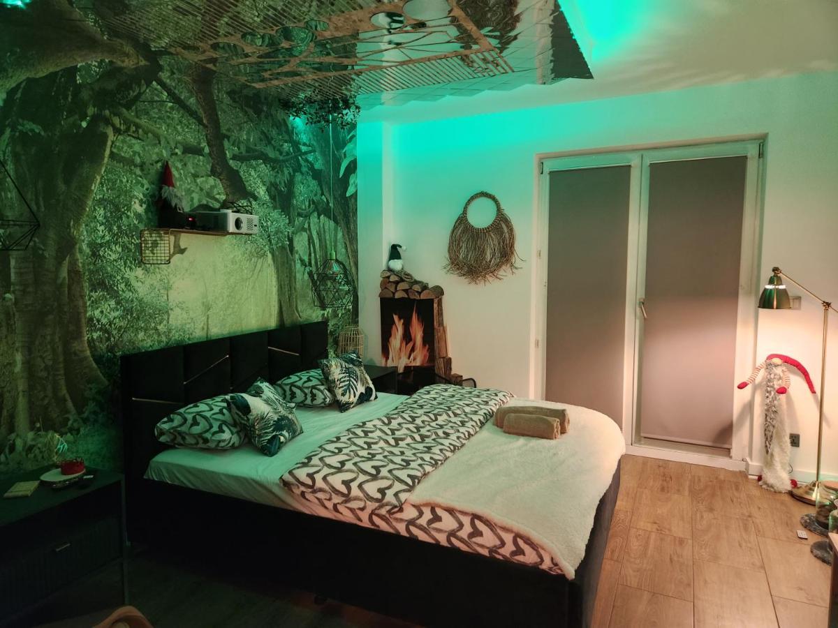 Warszawa Wola Wyjatkowe Studio Z Jacuzzi, Sauna I Fotelem Do Masazu - Exceptional Studio In Warsaw With Jacuzzi, Sauna And Massage Chair 외부 사진