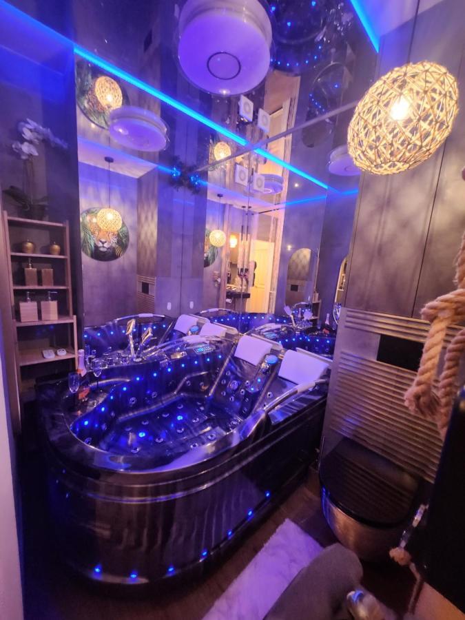 Warszawa Wola Wyjatkowe Studio Z Jacuzzi, Sauna I Fotelem Do Masazu - Exceptional Studio In Warsaw With Jacuzzi, Sauna And Massage Chair 외부 사진
